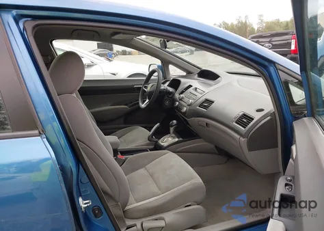 2009 Honda Civic Lx z USA, uszkodzony, nr VIN 1HGFA16559L017373